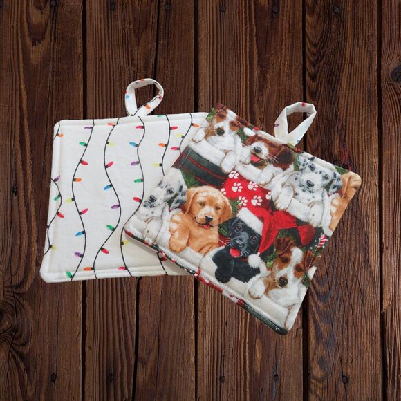 Handmade Potholder, Set of 2, Reversible Christmas Puppies and Christmas Lights - Picture 1 of 9
